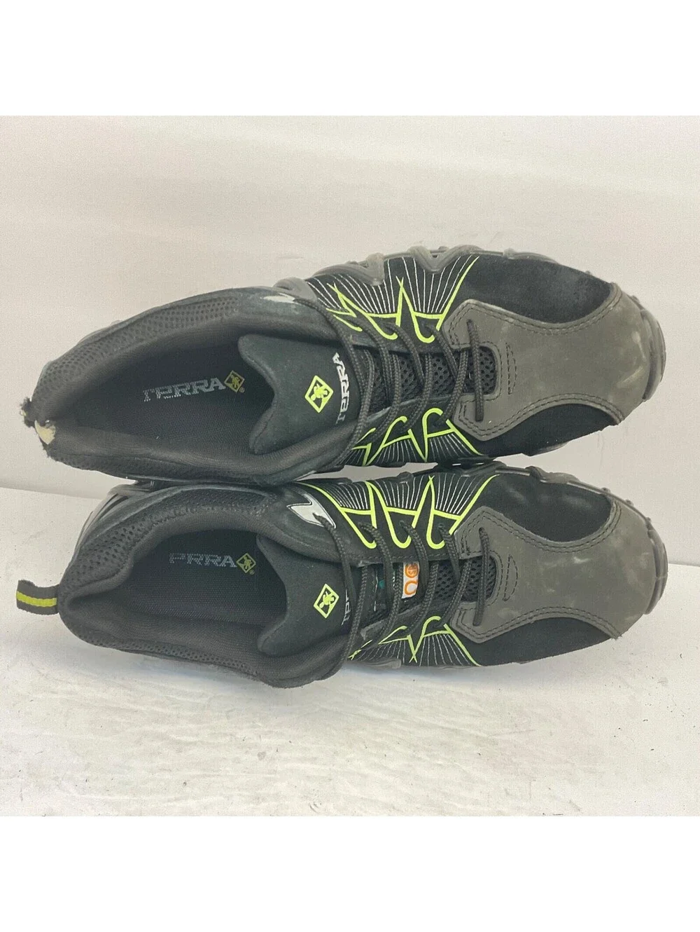 Terra Men's Low-Cut Spider 3.0 Composite Toe Work Shoes Black/Green Size 10.5M